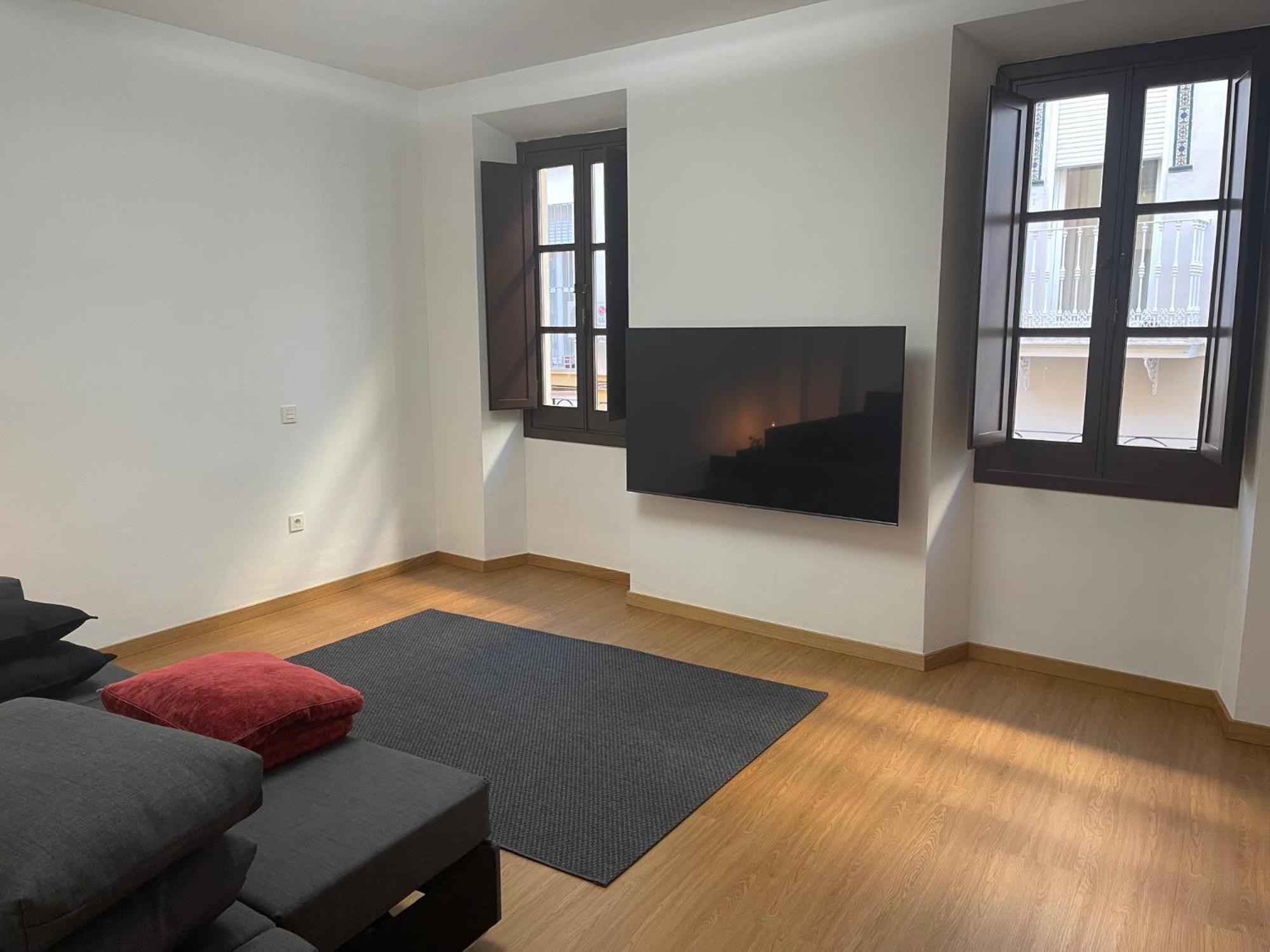 Apartamento Calle Rodrigo De Triana Con Opcion De Parking Севиля Екстериор снимка