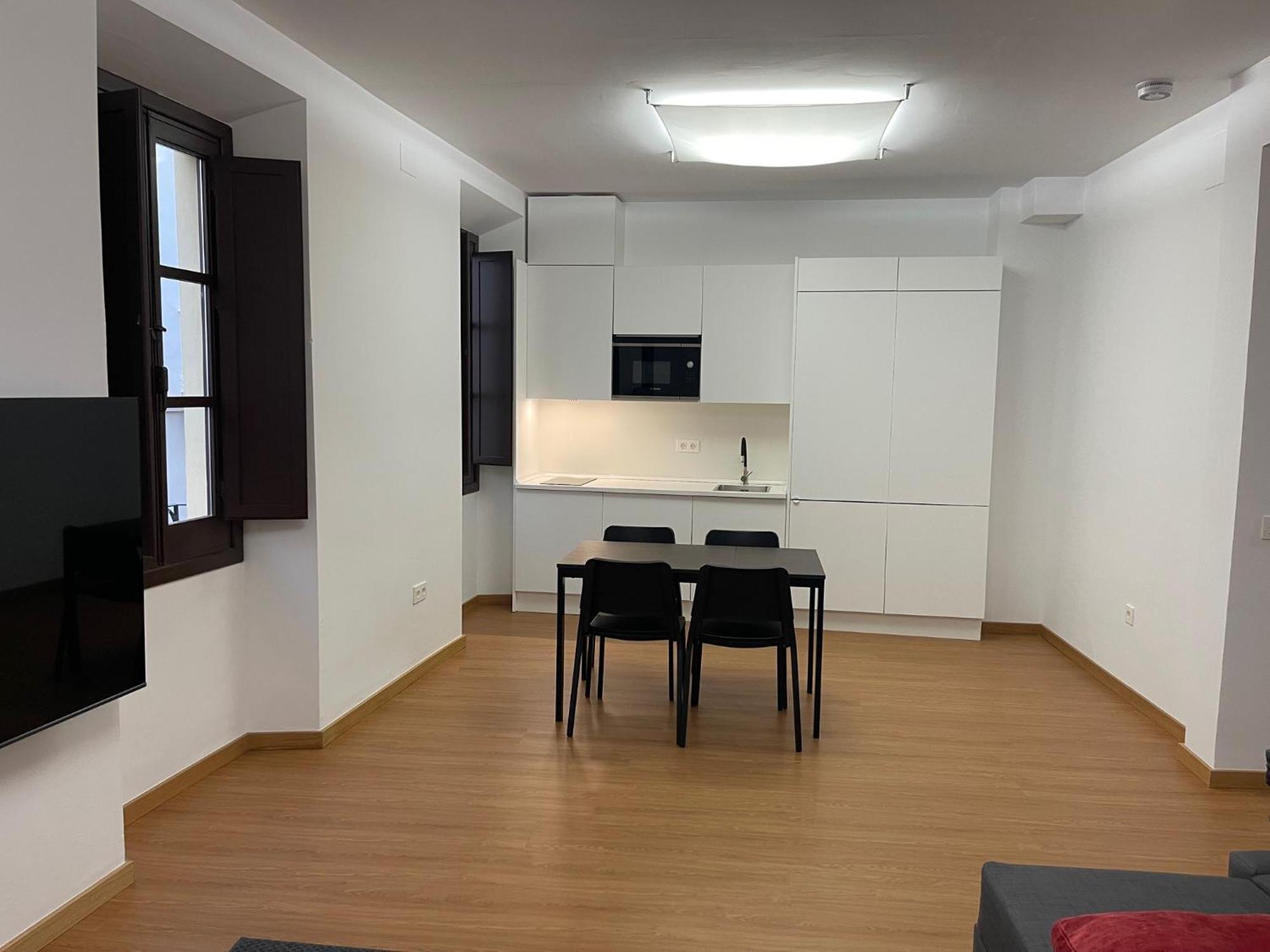 Apartamento Calle Rodrigo De Triana Con Opcion De Parking Севиля Екстериор снимка