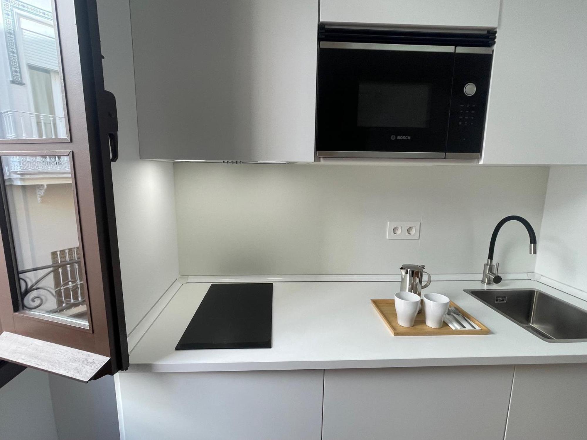 Apartamento Calle Rodrigo De Triana Con Opcion De Parking Севиля Екстериор снимка