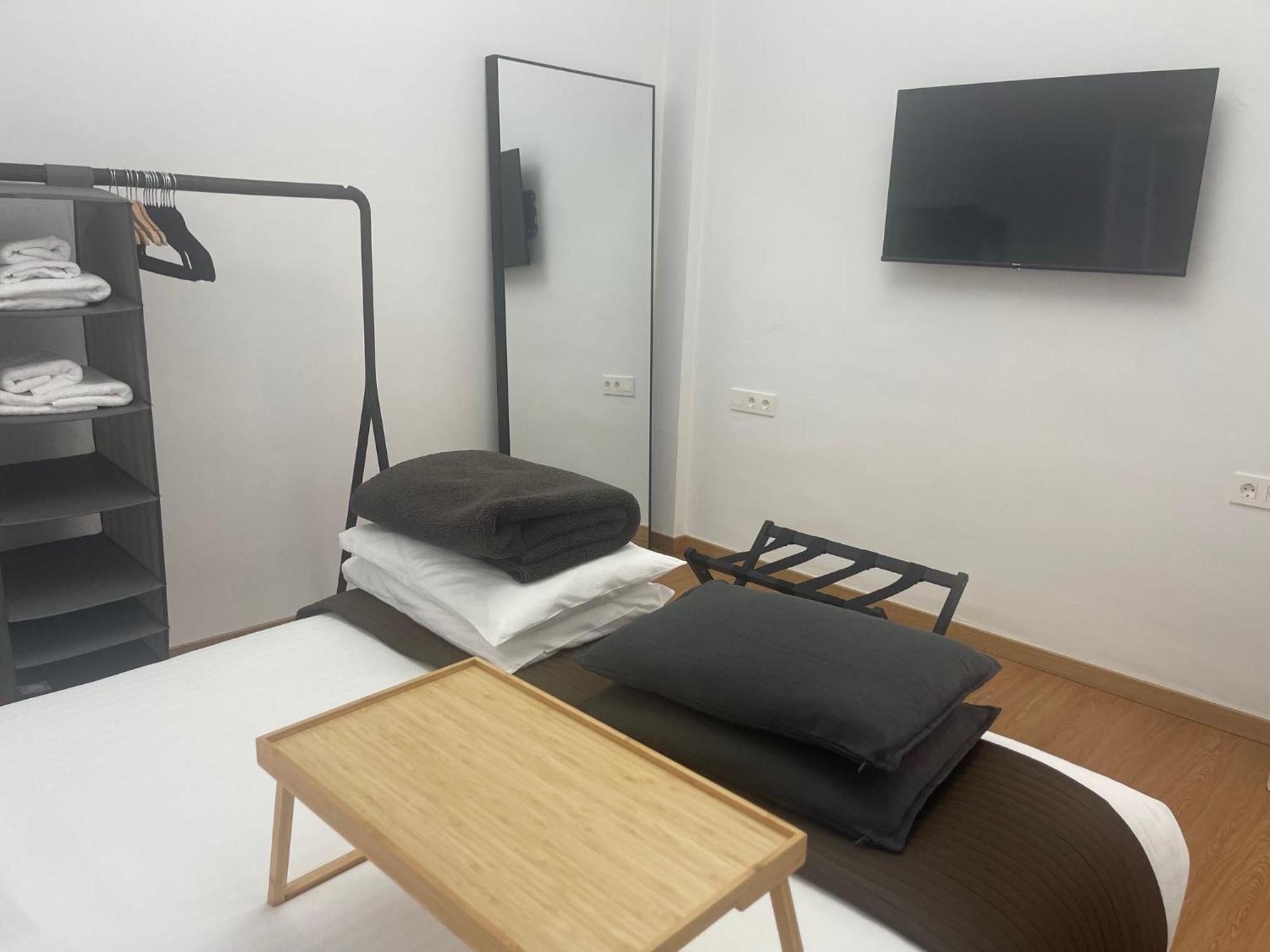 Apartamento Calle Rodrigo De Triana Con Opcion De Parking Севиля Екстериор снимка